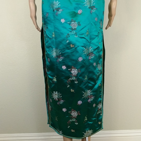 [Peony] Traditional Classic Chinese Cheongsam Gown - Picture 5 of 7